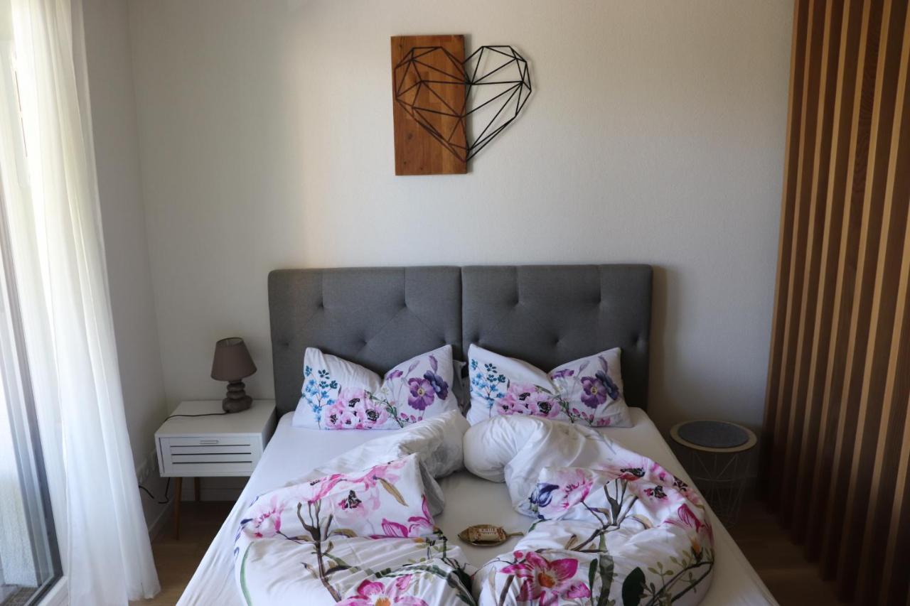 Luxus Apartment In บวร์กเฮาเซิน ภายนอก รูปภาพ