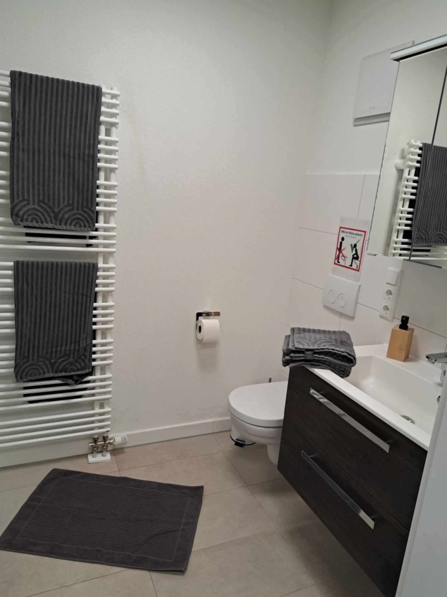 Luxus Apartment In บวร์กเฮาเซิน ภายนอก รูปภาพ